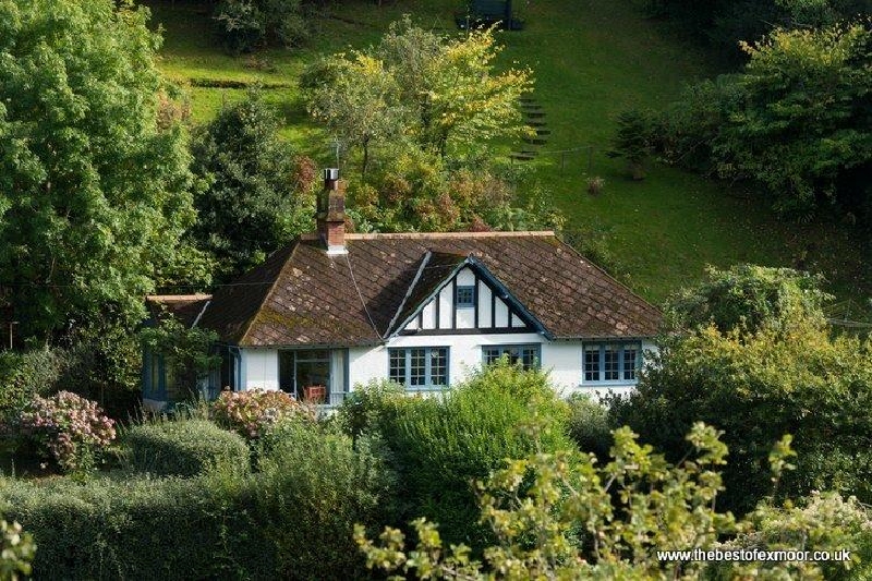 Finest Holidays - Halsecombe Cottage