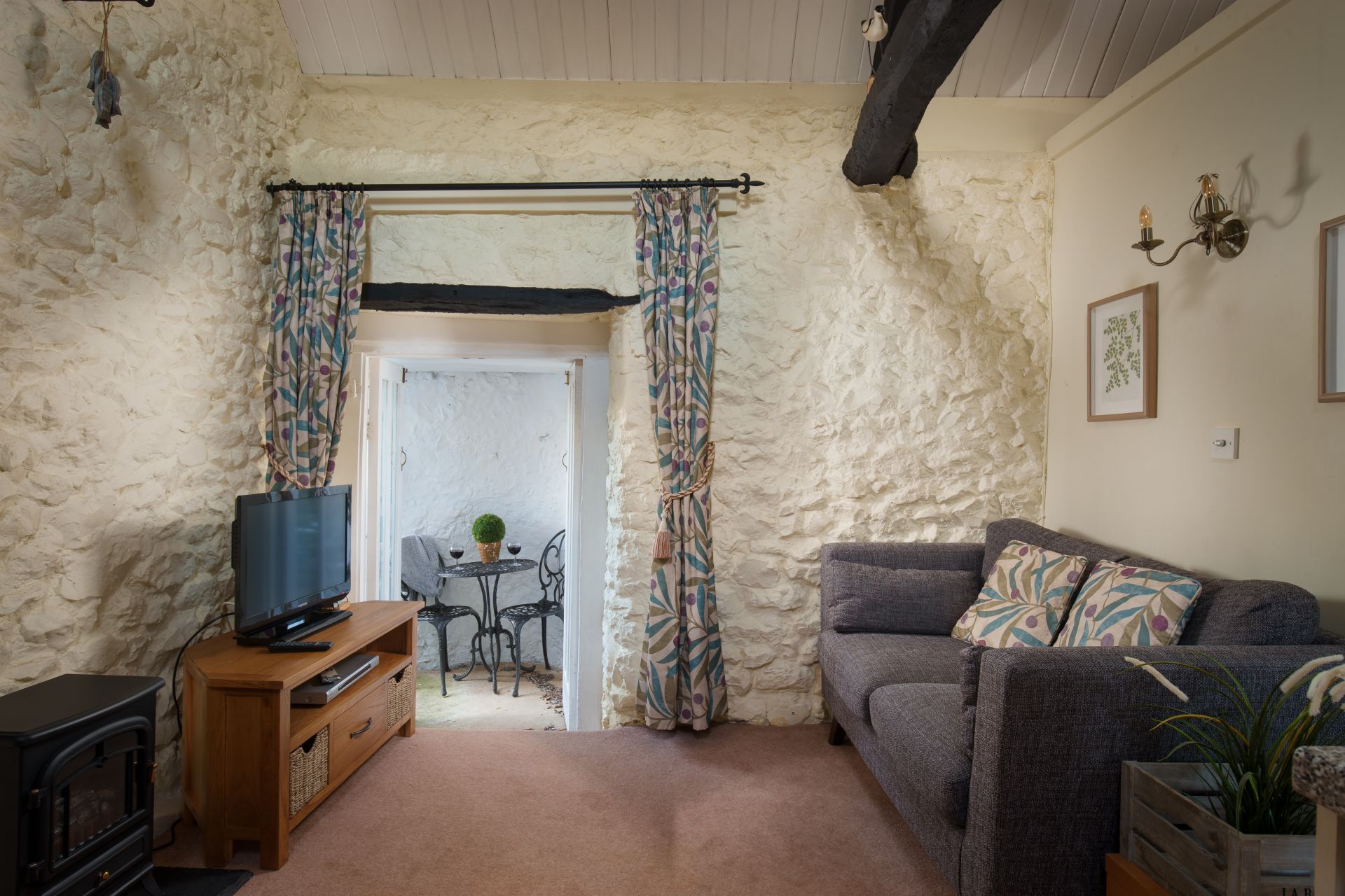 Finest Holidays - Swallow Cottage