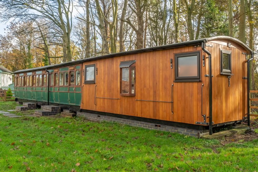 Finest Holidays - The Railway Carriage