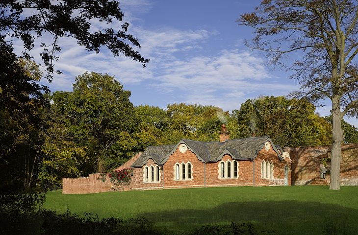 Finest Holidays - Garden Cottage