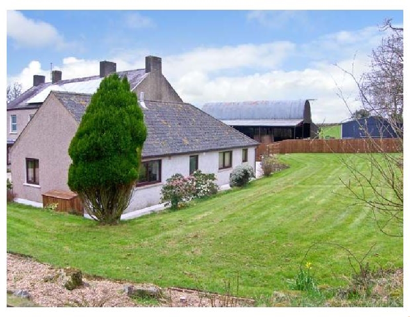 Finest Holidays - Treffgarne Farm Cottage