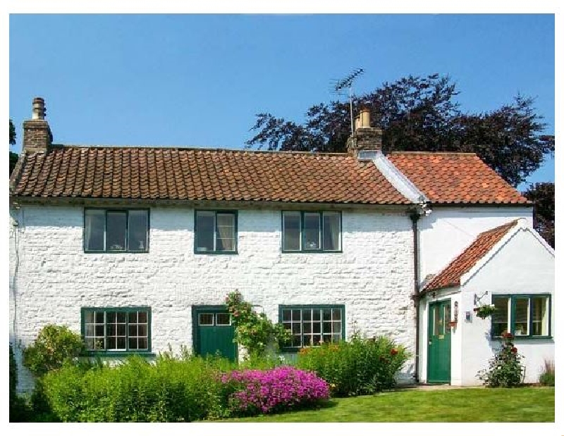 Finest Holidays - The White Cottage