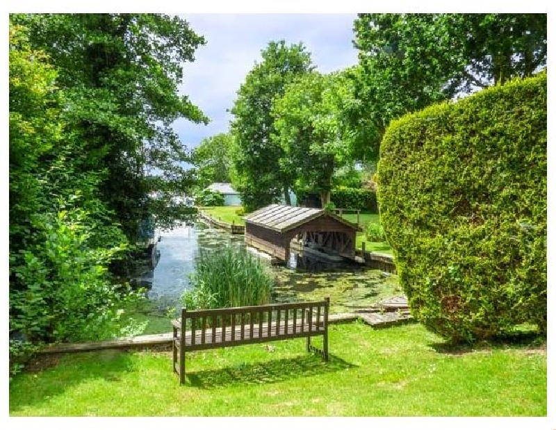 Finest Holidays - Swan Dyke Cottage