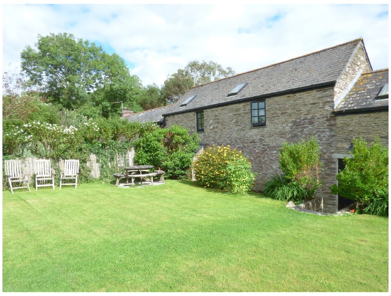 Finest Holidays - Meadow Cottage