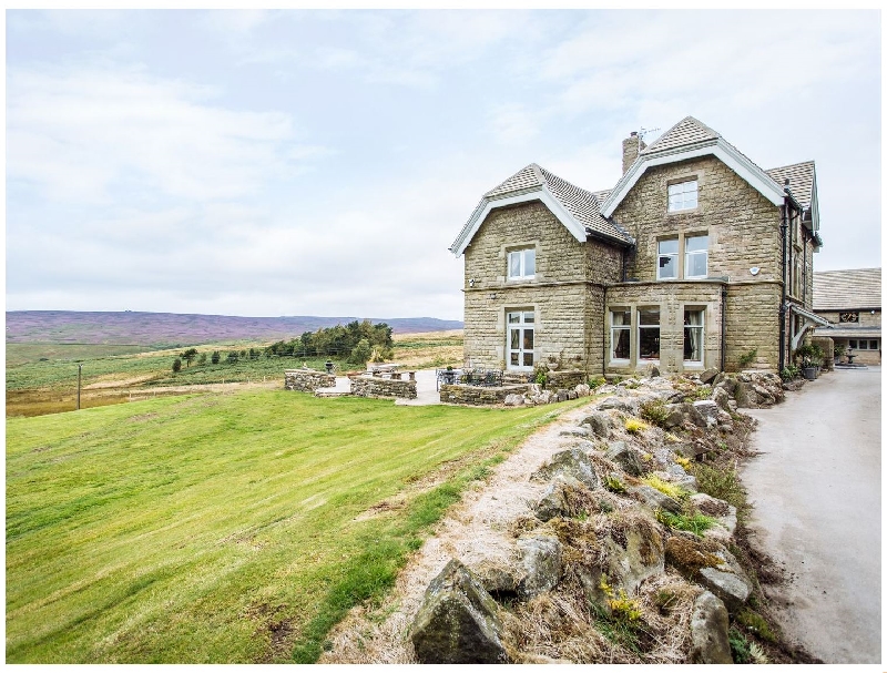 Finest Holidays - Moscar Lodge
