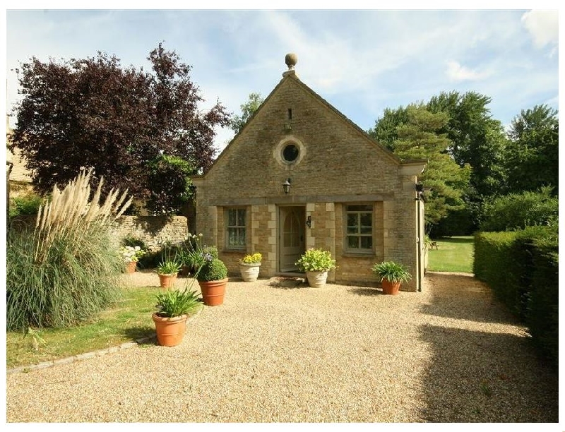 Finest Holidays - Garden Cottage