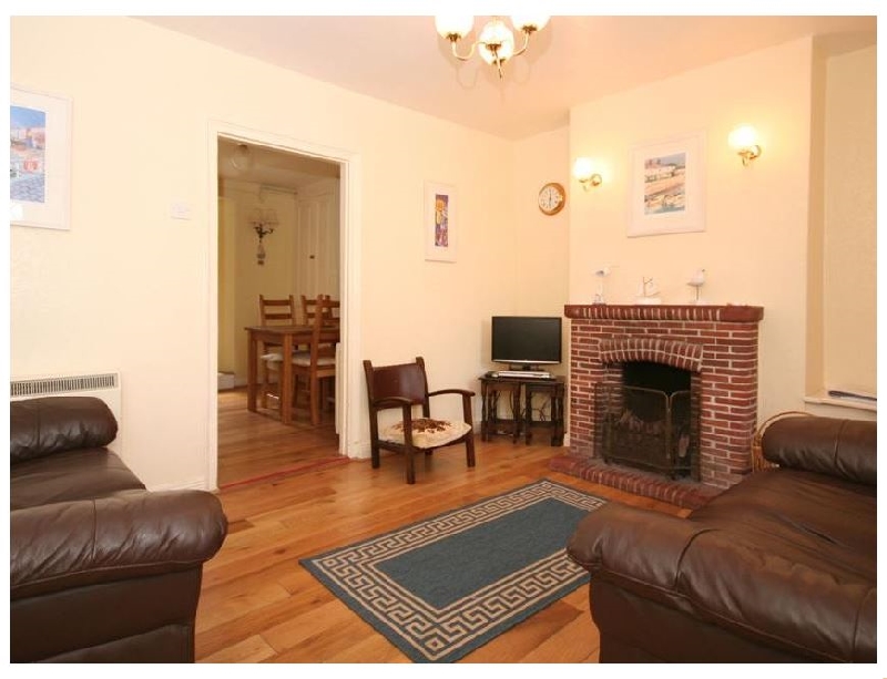 Finest Holidays - Aune Cottage