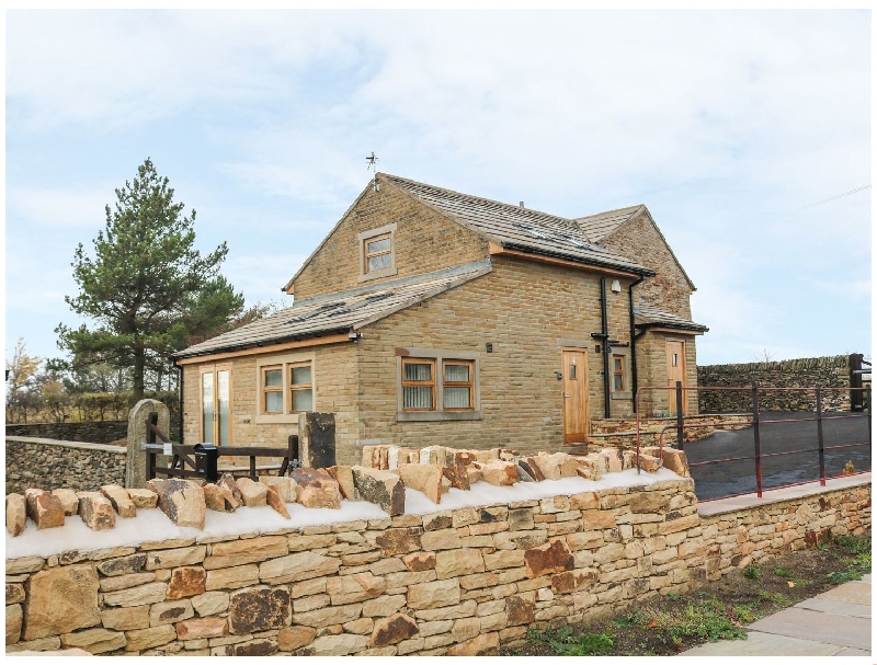 Finest Holidays - Peak View Cottage