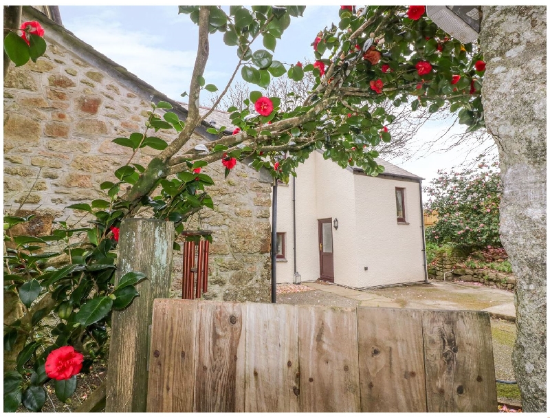 Finest Holidays - Camellia Cottage