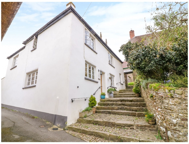 Finest Holidays - Church Steps Cottage