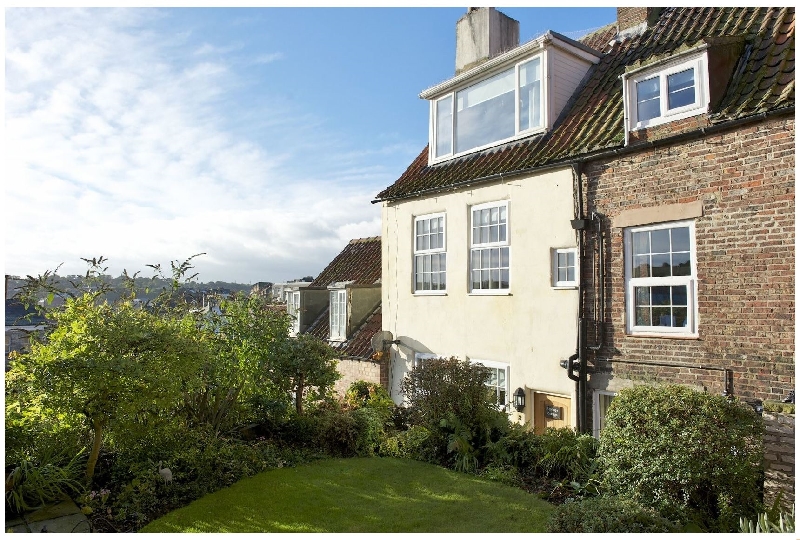 Finest Holidays - Rooftops Cottage