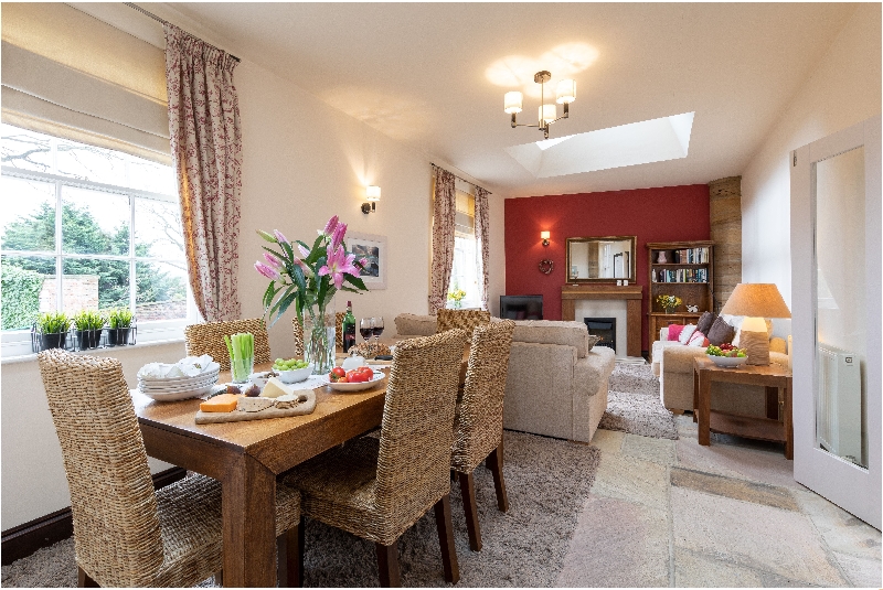 Finest Holidays - Mews Cottage