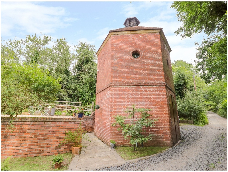 Finest Holidays - The Hyde Dovecote