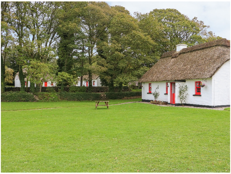 Finest Holidays - No. 7 Tipperary Thatched Cottages