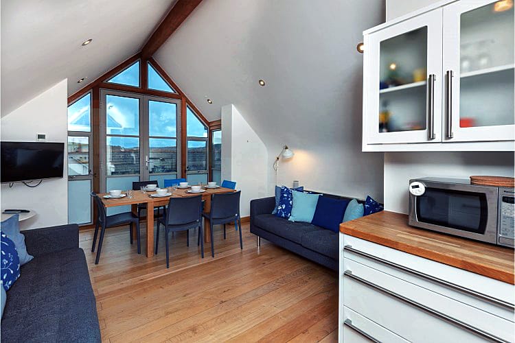 Finest Holidays - 6 Harbour Yard