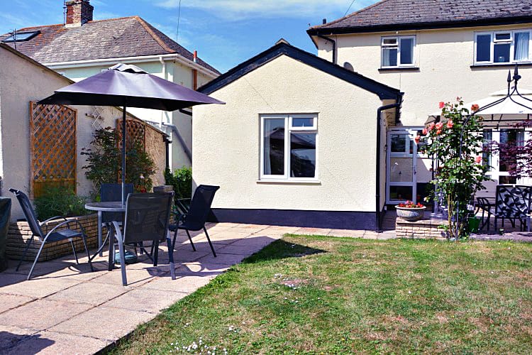 Finest Holidays - Anning Road Studio