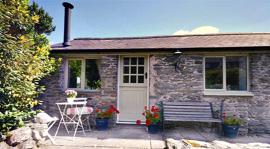 Finest Holidays - Stable Barn Cottage